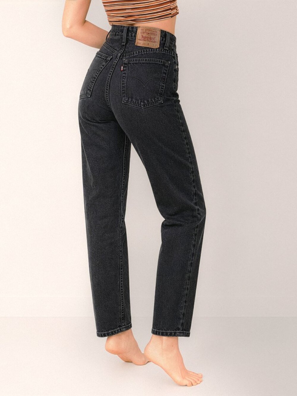 Vintage 90s Made in USA Levi’s 512 Black High Rise Tapered Jeans 9S